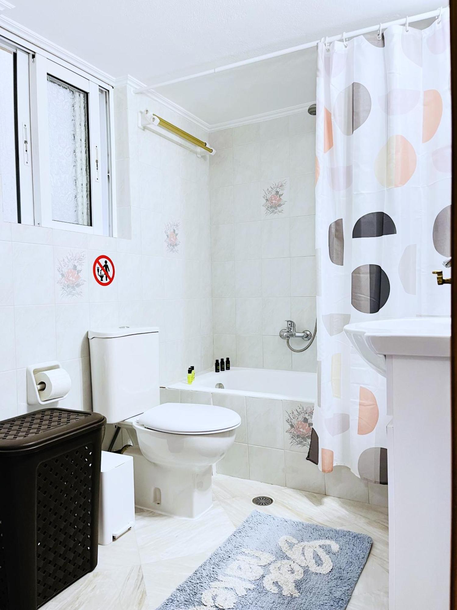 Central Family Apartment Превеза Экстерьер фото